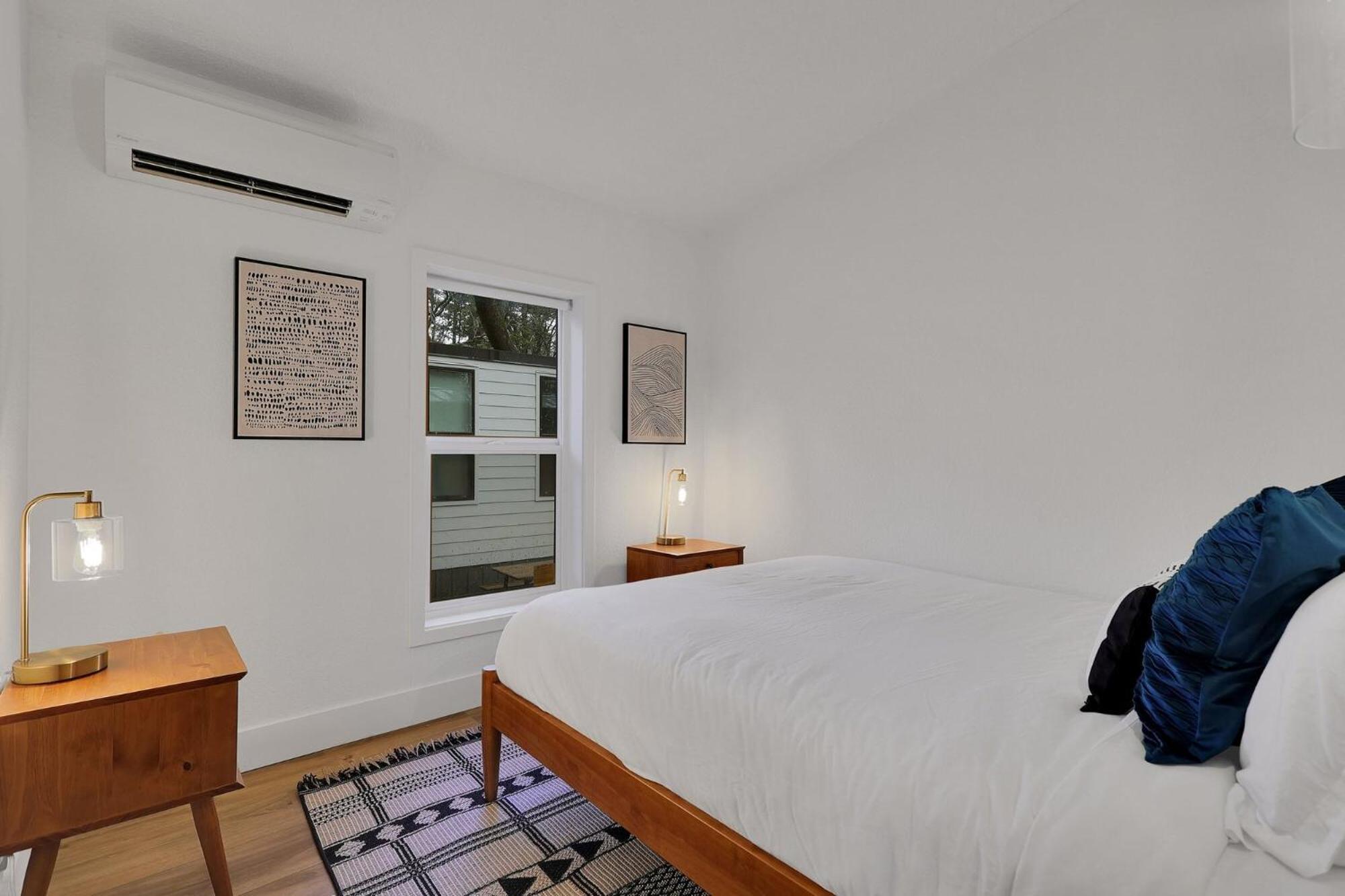 Cave Springs Aparthotel Dunsmuir
